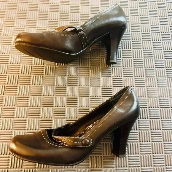 8.5 MUDD Dark Brown 3.5in Heels - Picture 10 of 13